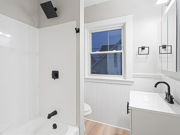 725 Boston St, Lynn MA 01901