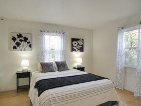 42 Lantern Ln, Burlington MA 01803