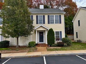 204 Center St 9, Pembroke MA 02359