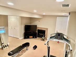 204 Center St 9, Pembroke MA 02359