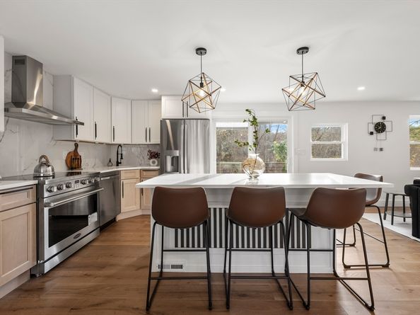 290 Park St, North Reading MA 01864