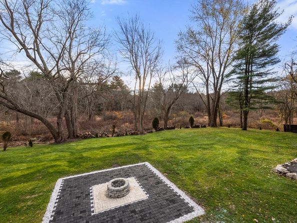 290 Park St, North Reading MA 01864