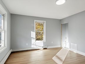 24 Greenwood St, Gardner MA 01440