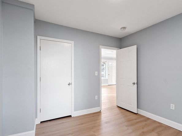 24 Greenwood St, Gardner MA 01440