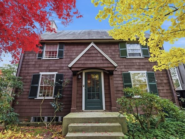 12-14 Gray Gardens W, Cambridge MA 02138