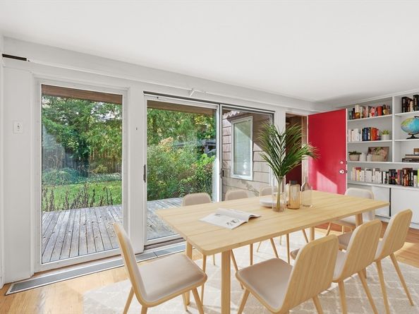 12-14 Gray Gardens W, Cambridge MA 02138