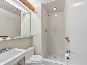 12-14 Gray Gardens W, Cambridge MA 02138