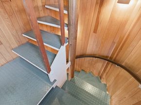 12-14 Gray Gardens W, Cambridge MA 02138