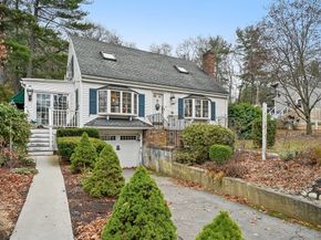 91 Pond St, Billerica MA 01821