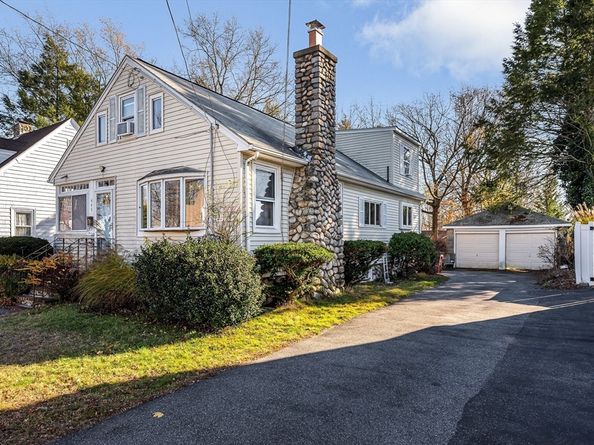 445 E Foster St, Melrose MA 02176