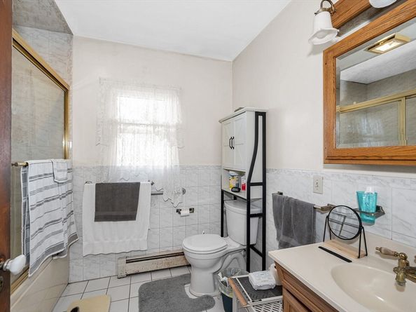 445 E Foster St, Melrose MA 02176