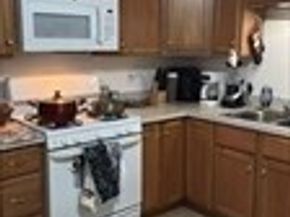 6 Rayner St, Blackstone MA 01504