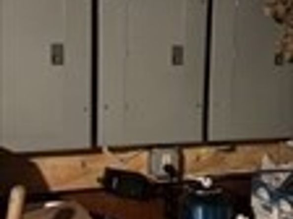 6 Rayner St, Blackstone MA 01504