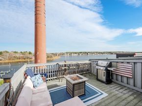 45 Main St 38, Wareham MA 02571