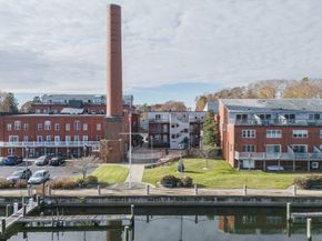 45 Main St 38, Wareham MA 02571