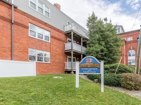 45 Main St 38, Wareham MA 02571