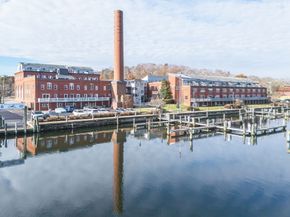 45 Main St 38, Wareham MA 02571