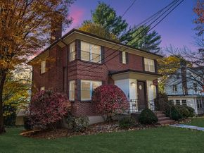 675 Chestnut Hill Ave, Brookline MA 02445