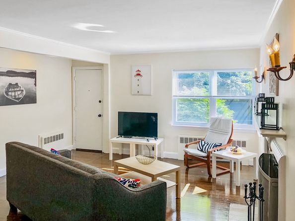 675 Chestnut Hill Ave, Brookline MA 02445