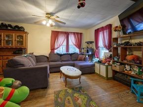 33 East St, Winchendon MA 01475