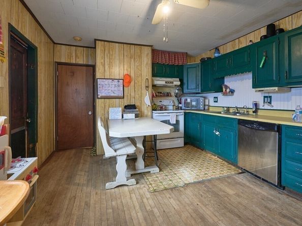 33 East St, Winchendon MA 01475