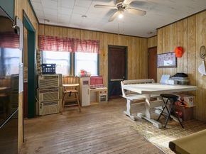 33 East St, Winchendon MA 01475