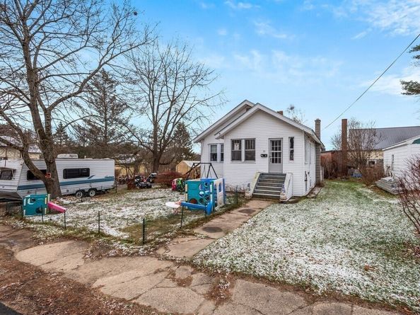 33 East St, Winchendon MA 01475