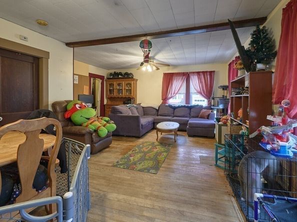 33 East St, Winchendon MA 01475