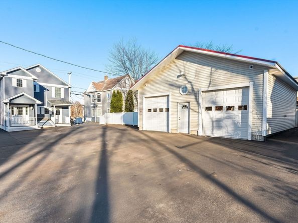 381 Summer Street, Fitchburg MA 01420