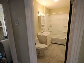 82 Green Hill Pkwy, Worcester MA 01605