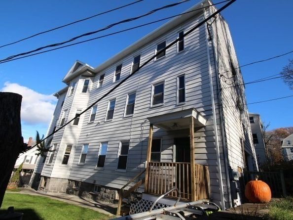 82 Green Hill Pkwy, Worcester MA 01605