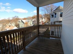 82 Green Hill Pkwy, Worcester MA 01605