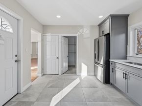 1297 Pleasant St, Weymouth MA 02189