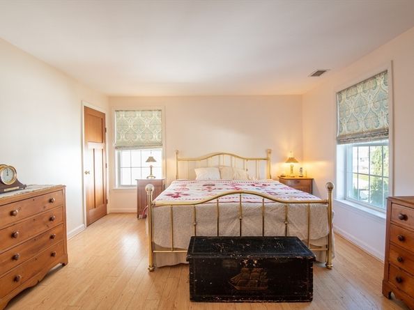 42 Gibson St, Medford MA 02155