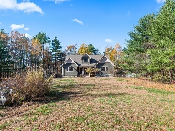 1082 Old Dana Rd, Barre MA 01005