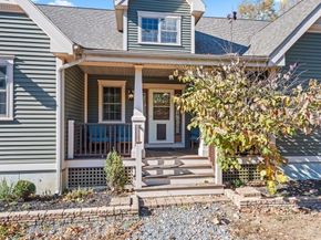 1082 Old Dana Rd, Barre MA 01005