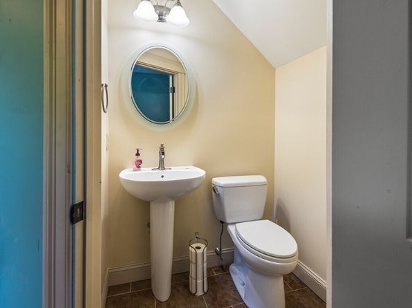 1082 Old Dana Rd, Barre MA 01005