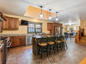 1082 Old Dana Rd, Barre MA 01005