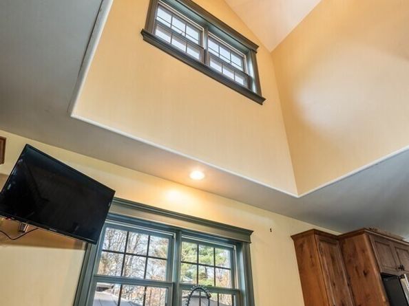 1082 Old Dana Rd, Barre MA 01005