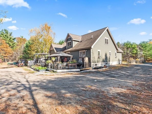 1082 Old Dana Rd, Barre MA 01005