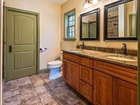 1082 Old Dana Rd, Barre MA 01005