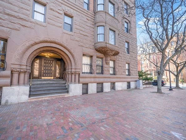 330 Dartmouth B1, Boston MA 02116