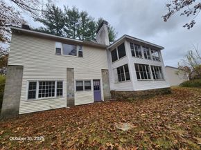 7 Pine Hill Rd, Grafton MA 01560