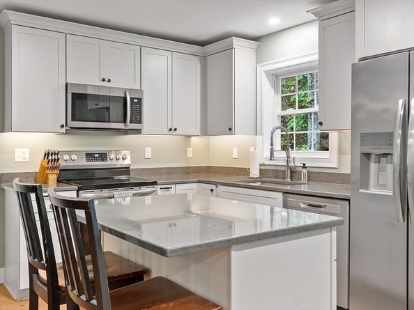 35 Hillside Dr, Winchendon MA 01475