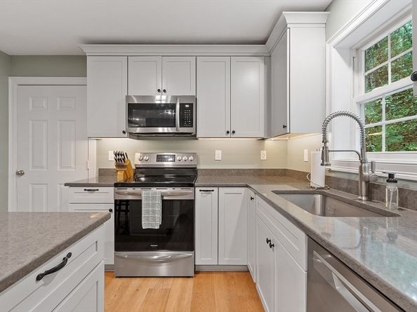 35 Hillside Dr, Winchendon MA 01475