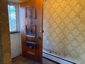 22 Roy St, Worcester MA 01603