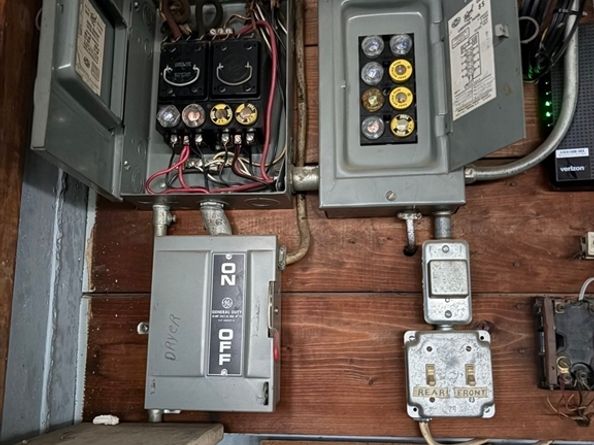 22 Roy St, Worcester MA 01603