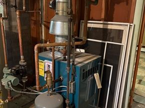 22 Roy St, Worcester MA 01603