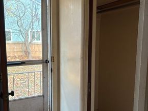 22 Roy St, Worcester MA 01603