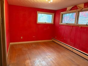 22 Roy St, Worcester MA 01603